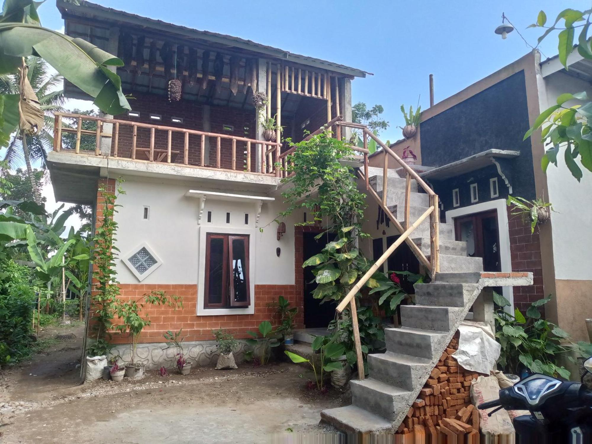 Syaqila Homestay Lombok Tetebatu Exterior photo