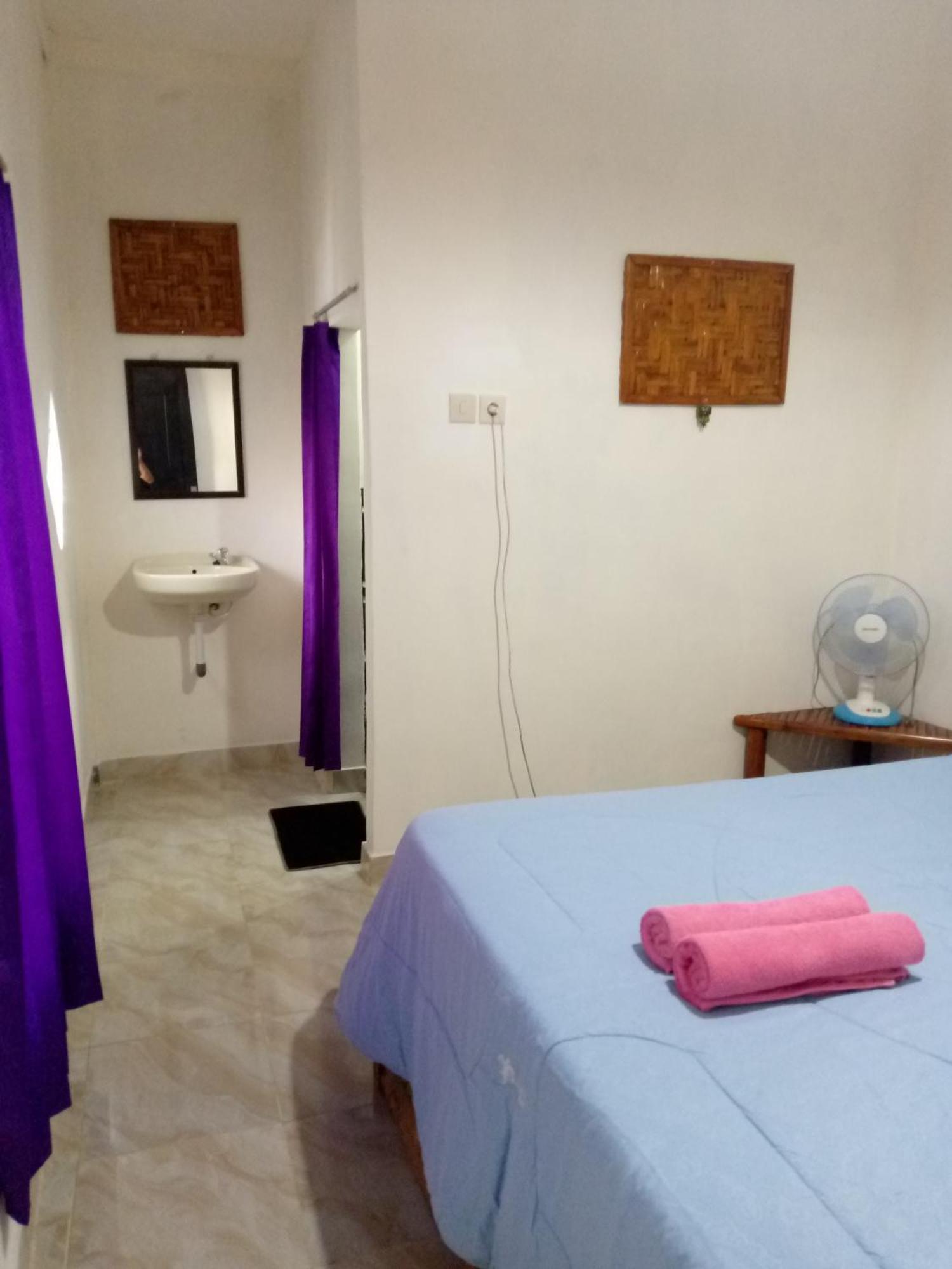Syaqila Homestay Lombok Tetebatu Exterior photo